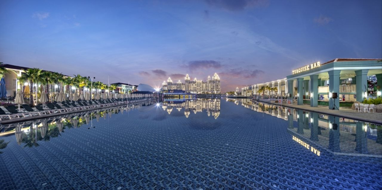 Панорама бассейна